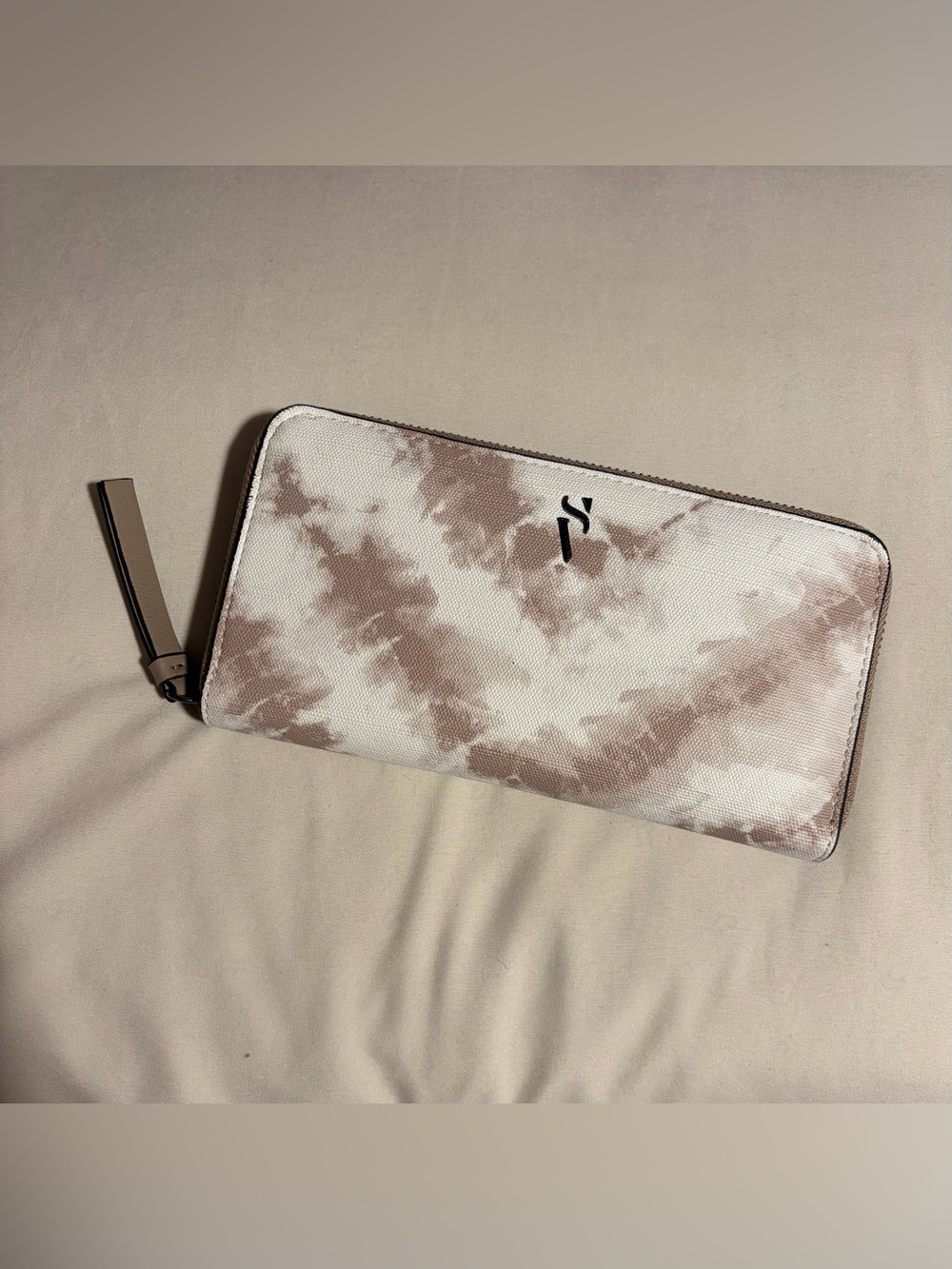 Simply Vera Wang Wallet